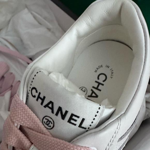 Chanel 24P collection sneakers size 36.5 - Picture 6 of 6